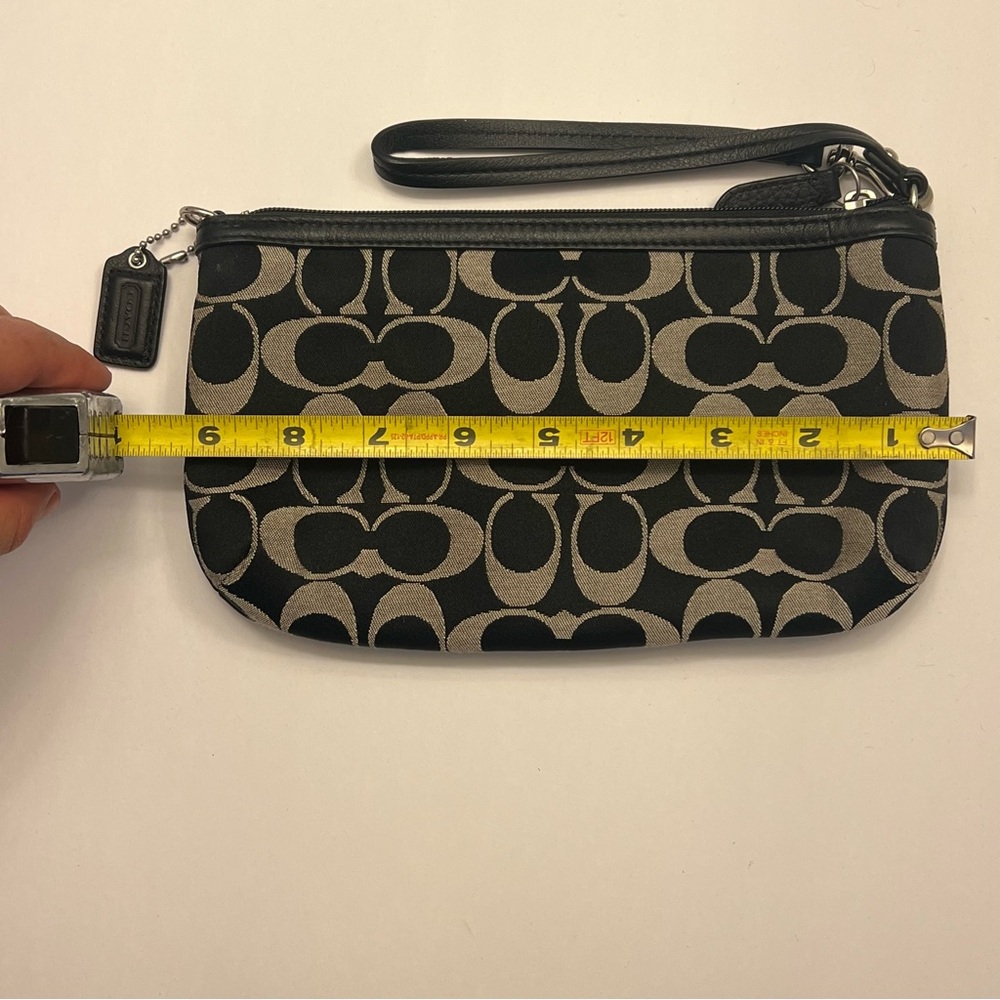 Coach Monogram Mini Shoulder Bag‎ (excellent condition) - Picture 8 of 9